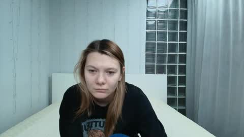 Snapshot of sunny__sammy chatting on April 19, 1:27 am Sammy online show from April 19, 1:27 am