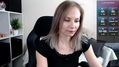 Naomi online show from June 27, 7:35 am