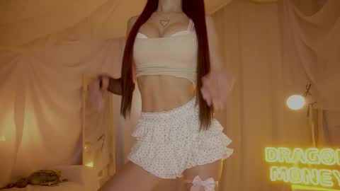 Maria online show from June 8, 8:42 pm