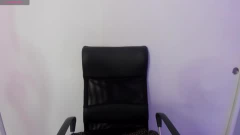 Maya online show from November 7, 2:55 am