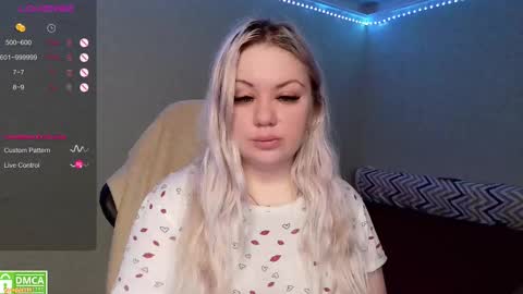 sunny mood online show from December 13, 10:13 pm