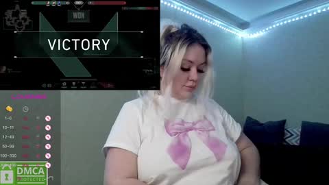 sunny mood online show from March 2, 9:22 pm