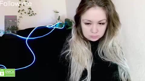 Snapshot of sunny_mood chatting on February 24, 8:34 am sunny mood online show from February 24, 8:34 am