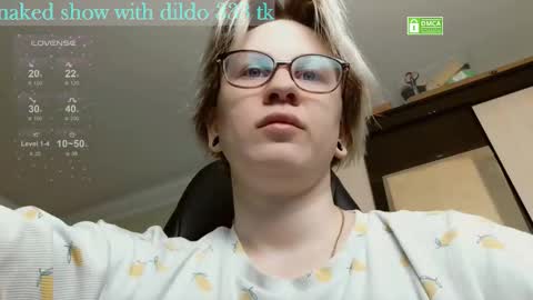 Snapshot of sunny_mood chatting on March 15, 5:30 pm sunny mood online show from March 15, 5:30 pm