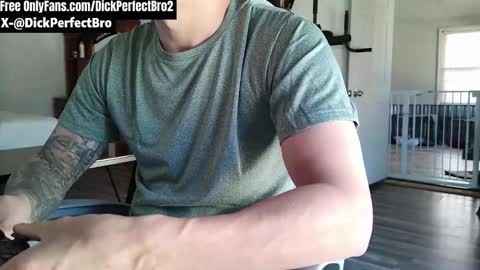 Snapshot of sunny_valentine chatting on January 15, 3:49 pm sunny valentine online show from January 15, 3:49 pm