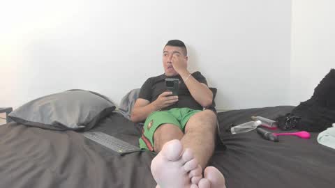 Snapshot of sunnyandevan chatting on December 3, 9:12 pm Christian Vanessa online show from December 3, 9:12 pm