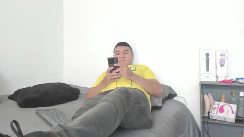 Snapshot of sunnyandevan chatting on January 3, 8:32 pm Christian Vanessa online show from January 3, 8:32 pm