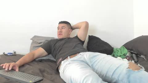 Snapshot of sunnyandevan chatting on January 20, 6:21 pm Christian Vanessa online show from January 20, 6:21 pm