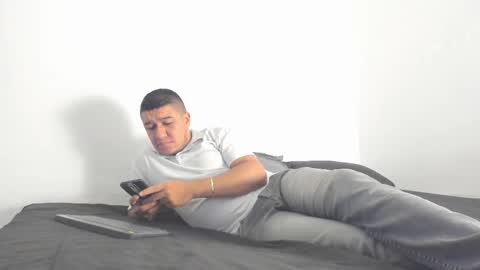 Snapshot of sunnyandevan chatting on September 13, 9:47 pm Christian Vanessa online show from September 13, 9:47 pm