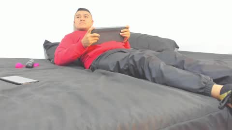 Snapshot of sunnyandevan chatting on September 16, 12:33 am Christian Vanessa online show from September 16, 12:33 am