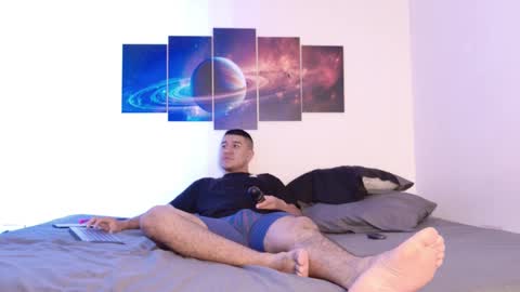 Snapshot of sunnyandevan chatting on November 2, 10:01 pm Christian Vanessa online show from November 2, 10:01 pm