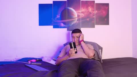 Snapshot of sunnyandevan chatting on December 17, 6:36 pm Christian Vanessa online show from December 17, 6:36 pm