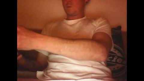 sunnygun0 online show from March 7, 7:00 pm