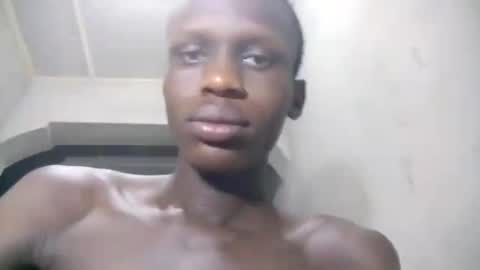 Snapshot of sunnyjohn447 chatting on February 28, 10:28 pm Sunnyblack2 online show from February 28, 10:28 pm