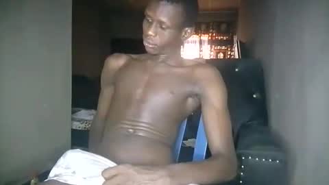 Snapshot of sunnyjohn447 chatting on March 8, 10:00 am Sunnyblack2 online show from March 8, 10:00 am