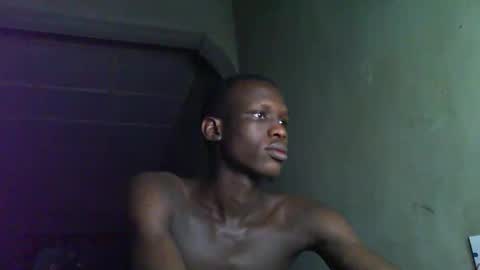 Snapshot of sunnyjohn447 chatting on September 16, 8:59 am Sunnyblack2 online show from September 16, 8:59 am