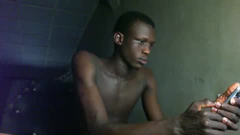 Snapshot of sunnyjohn447 chatting on October 5, 10:13 am Sunnyblack2 online show from October 5, 10:13 am