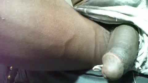 Snapshot of sunnyjohn447 chatting on October 14, 9:37 pm Sunnyblack2 online show from October 14, 9:37 pm