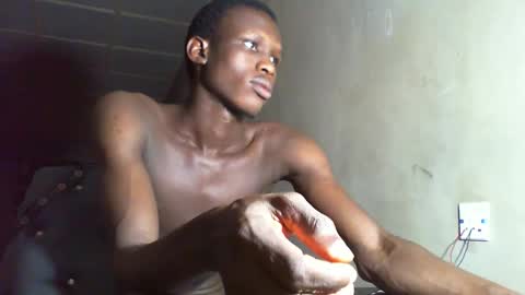 Snapshot of sunnyjohn447 chatting on October 15, 9:53 am Sunnyblack2 online show from October 15, 9:53 am