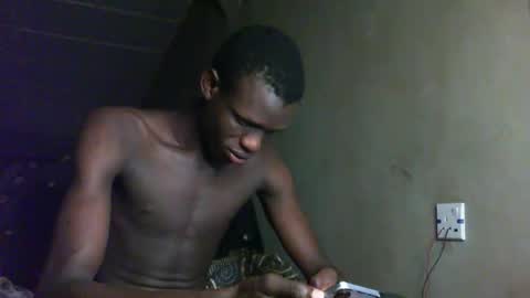 Snapshot of sunnyjohn447 chatting on October 16, 9:32 am Sunnyblack2 online show from October 16, 9:32 am