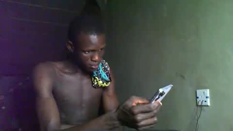 Snapshot of sunnyjohn447 chatting on October 25, 10:56 am Sunnyblack2 online show from October 25, 10:56 am