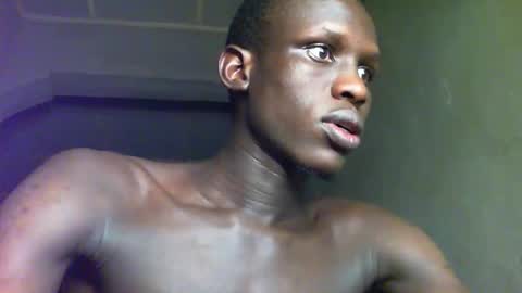 Snapshot of sunnyjohn447 chatting on October 26, 10:04 pm Sunnyblack2 online show from October 26, 10:04 pm