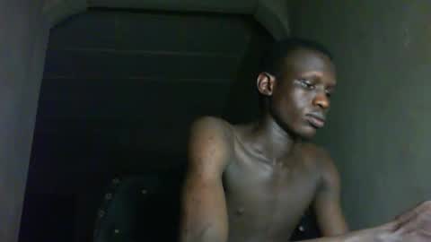 Snapshot of sunnyjohn447 chatting on November 2, 1:35 pm Sunnyblack2 online show from November 2, 1:35 pm