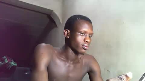 Snapshot of sunnyjohn447 chatting on November 10, 9:52 am Sunnyblack2 online show from November 10, 9:52 am