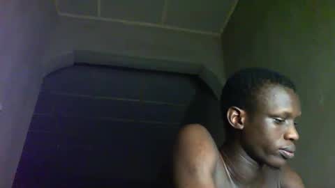 Snapshot of sunnyjohn447 chatting on November 13, 10:47 am Sunnyblack2 online show from November 13, 10:47 am