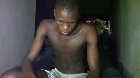 Snapshot of sunnyjohn447 chatting on November 27, 7:54 am Sunnyblack2 online show from November 27, 7:54 am