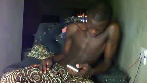 Snapshot of sunnyjohn447 chatting on November 30, 9:24 am Sunnyblack2 online show from November 30, 9:24 am