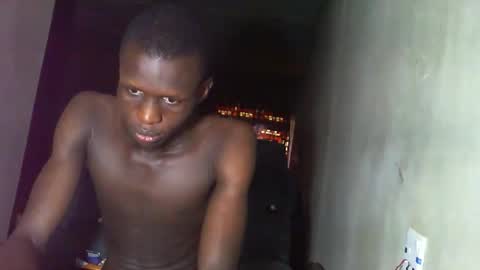 Snapshot of sunnyjohn447 chatting on December 3, 11:08 am Sunnyblack2 online show from December 3, 11:08 am