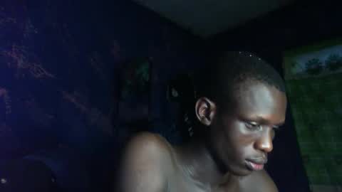 Snapshot of sunnyjohn447 chatting on February 15, 5:48 am Sunnyblack2 online show from February 15, 5:48 am