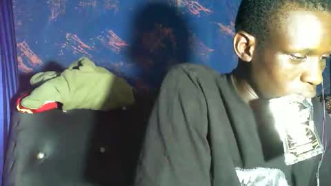Snapshot of sunnyjohn447 chatting on March 5, 8:32 am Sunnyblack2 online show from March 5, 8:32 am