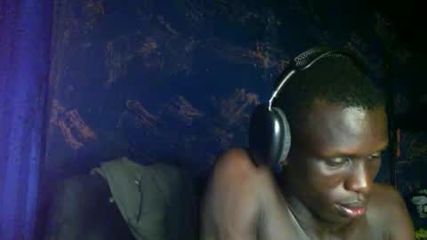 Snapshot of sunnyjohn447 chatting on March 14, 7:41 pm Sunnyblack2 online show from March 14, 7:41 pm