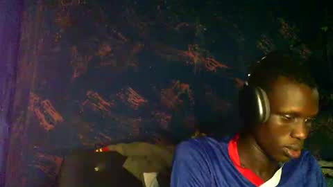 Snapshot of sunnyjohn447 chatting on March 19, 9:13 am Sunnyblack2 online show from March 19, 9:13 am