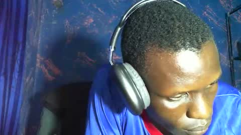 Snapshot of sunnyjohn447 chatting on March 22, 7:50 pm Sunnyblack2 online show from March 22, 7:50 pm
