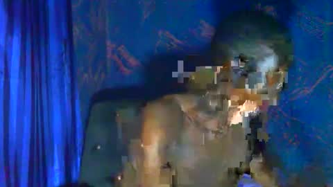 Snapshot of sunnyjohn447 chatting on April 13, 8:09 am Sunnyblack2 online show from April 13, 8:09 am