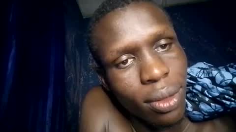 Snapshot of sunnyjohn447 chatting on April 21, 9:06 pm Sunnyblack2 online show from April 21, 9:06 pm