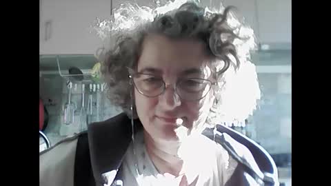 Snapshot of sunnylarrah11 chatting on September 16, 6:03 am sunnylarrah11 online show from September 16, 6:03 am
