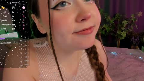 Risha online show from February 7, 1:22 pm