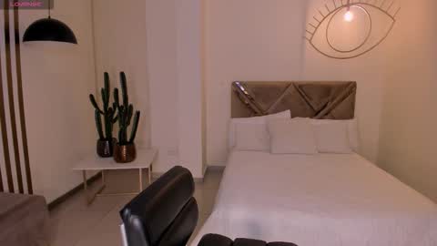 Sunny Rivers online show from October 28, 5:48 pm