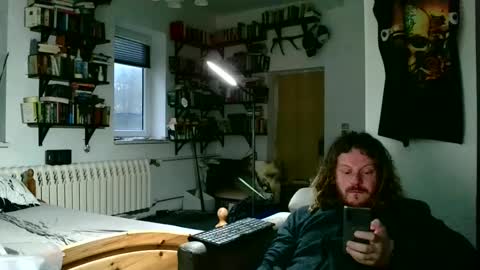 sunr1sa online show from December 13, 7:04 am