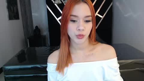 Susana   Mejia online show from March 21, 12:43 pm