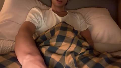 Sunrough online show from November 25, 9:37 pm