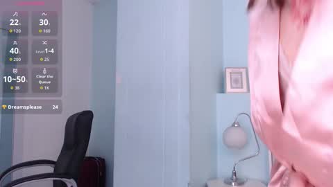 Sunshine  online show from October 22, 7:46 pm