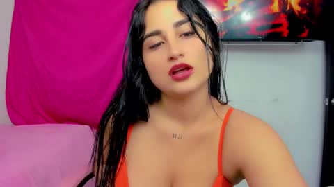 Andrea Rodriguez online show from February 11, 7:27 pm