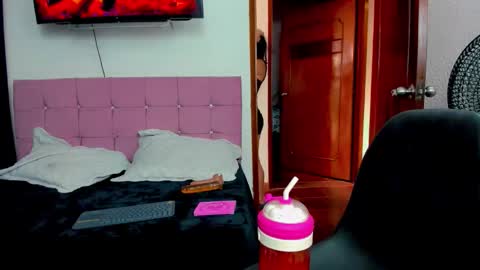 Andrea Rodriguez online show from October 2, 7:10 pm