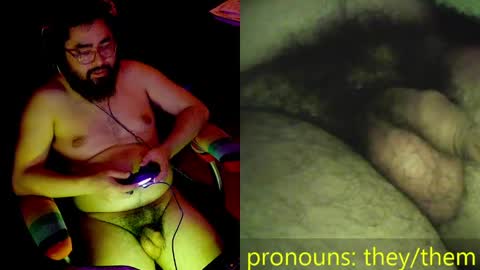 Snapshot of sunshinestreak chatting on May 28, 7:05 am im not actually a man my pronouns are theythem online show from May 28, 7:05 am