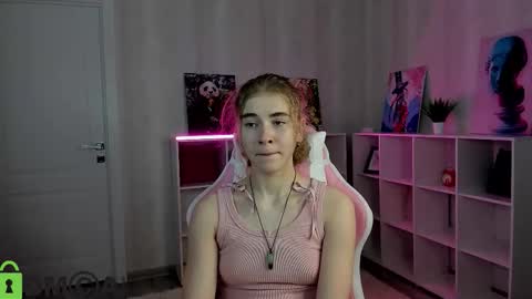 anna online show from October 15, 9:31 am